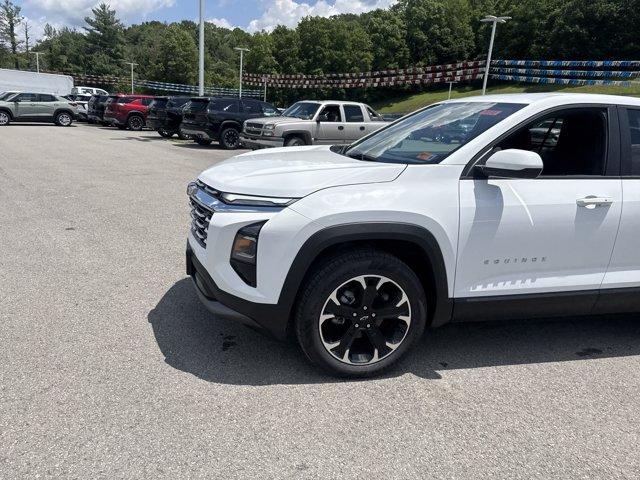 new 2026 Chevrolet Equinox car, priced at $30,532