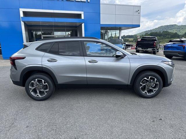 new 2025 Chevrolet Trax car, priced at $24,662