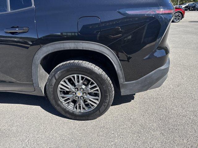 used 2024 Chevrolet Traverse car, priced at $37,801