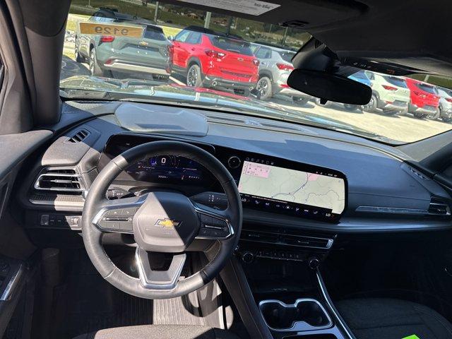used 2024 Chevrolet Traverse car, priced at $37,801