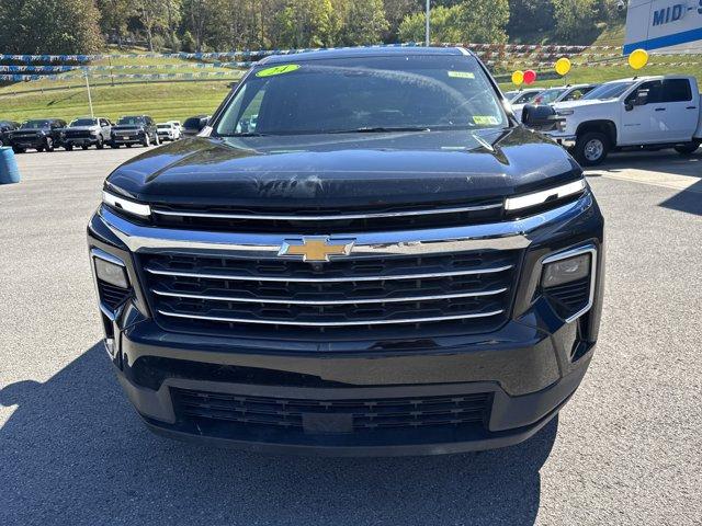 used 2024 Chevrolet Traverse car, priced at $37,801