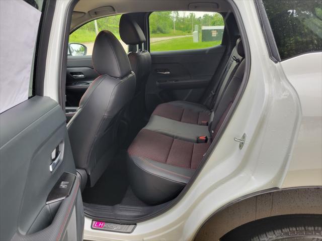 new 2025 Nissan Kicks car, priced at $31,235