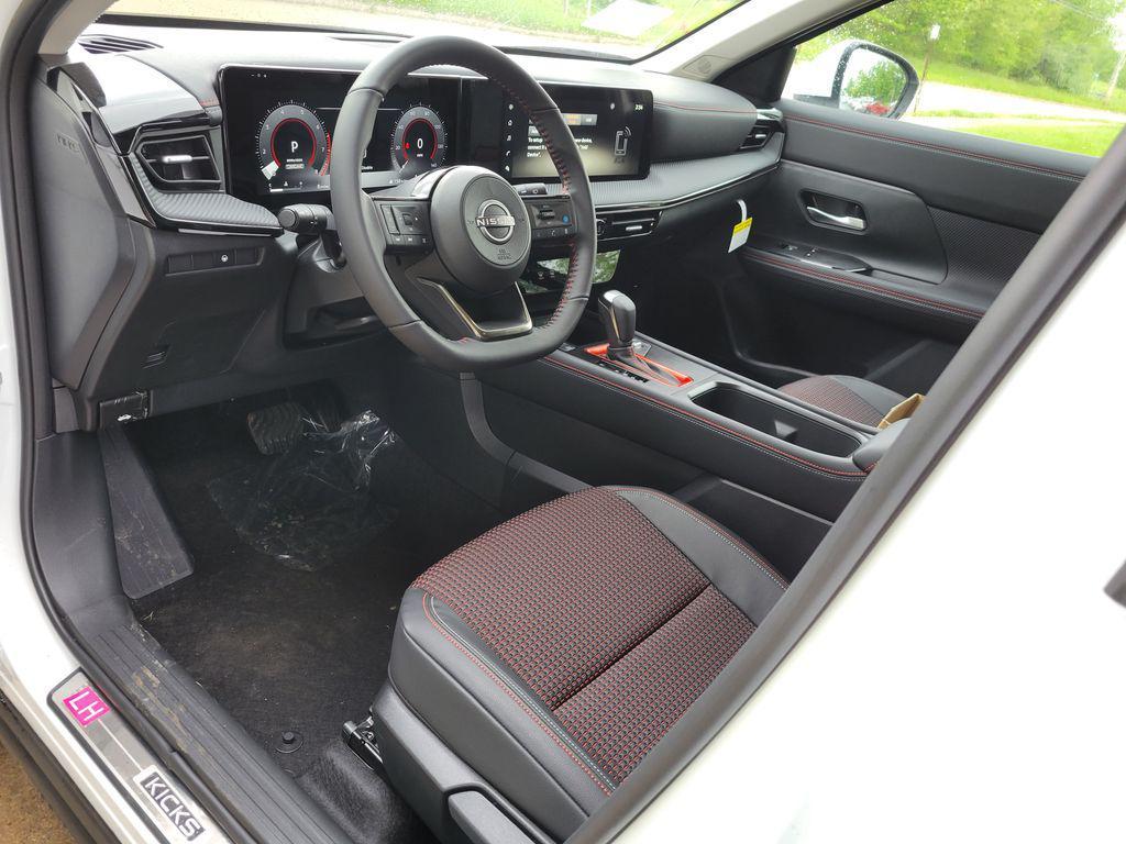 new 2025 Nissan Kicks car, priced at $29,735