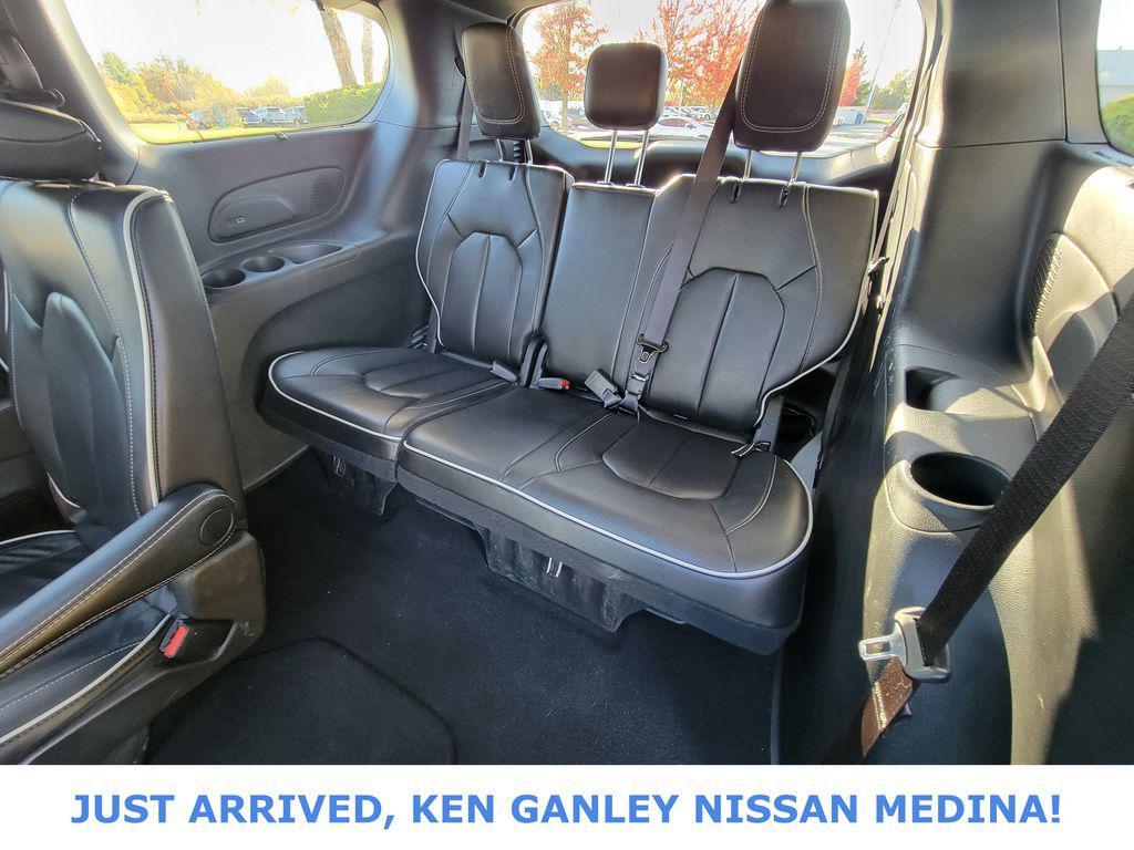 used 2025 Chrysler Pacifica car, priced at $37,903