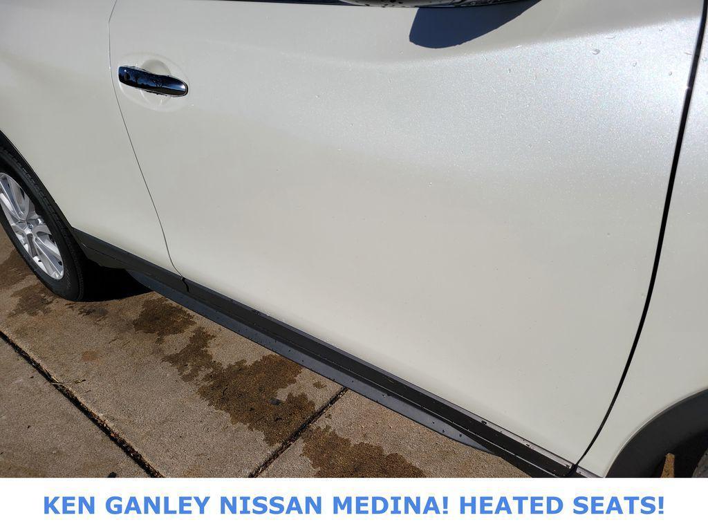 used 2019 Nissan Rogue car, priced at $13,307