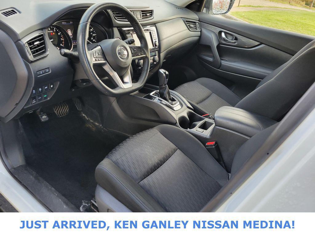 used 2019 Nissan Rogue car, priced at $13,928
