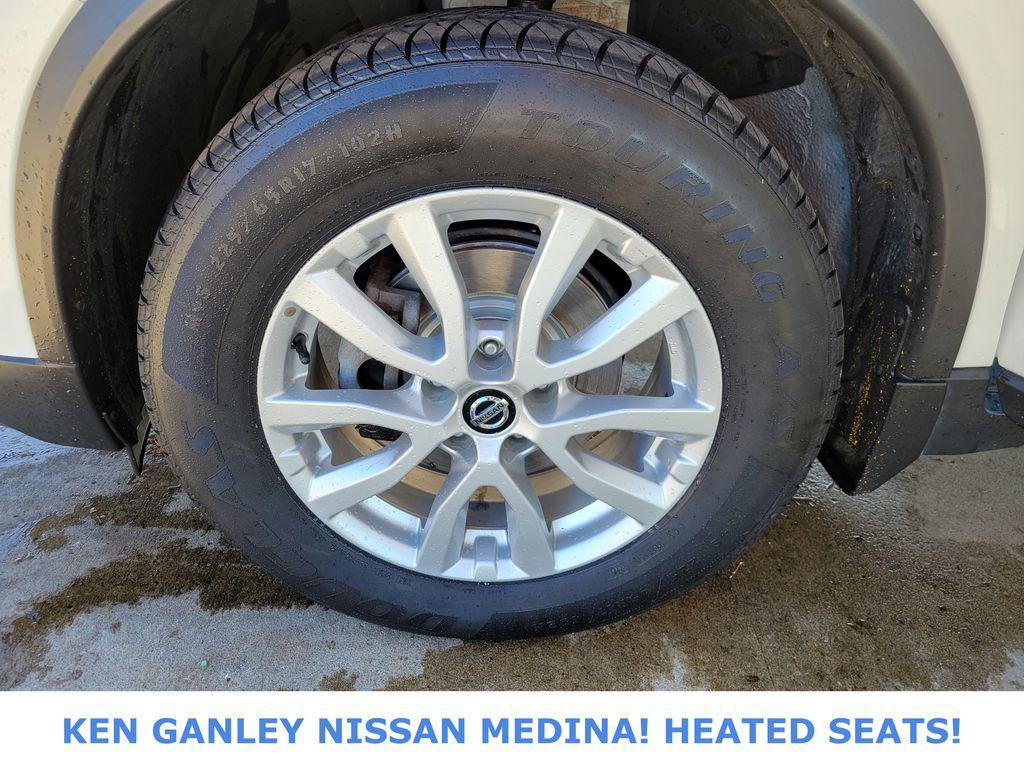 used 2019 Nissan Rogue car, priced at $13,307