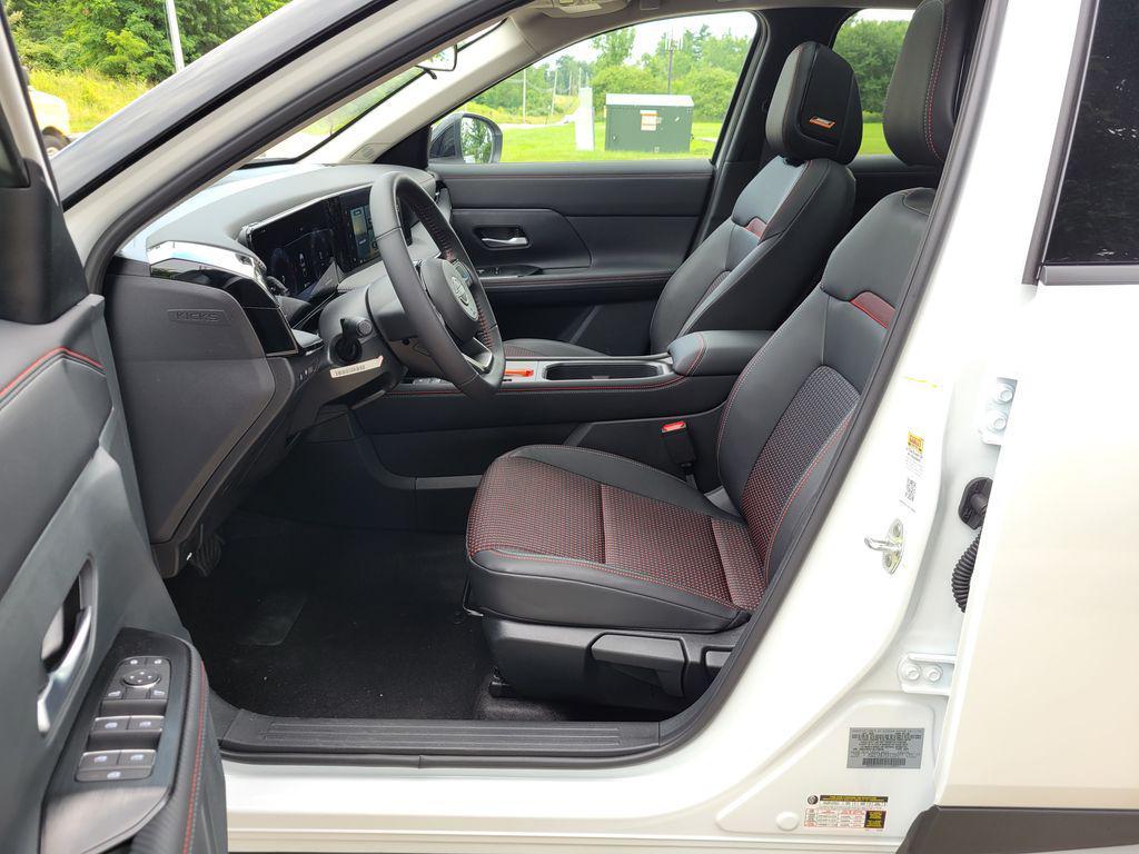 new 2025 Nissan Kicks car, priced at $32,315