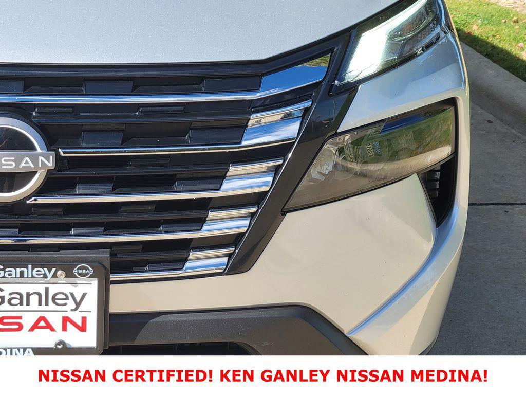 used 2024 Nissan Rogue car, priced at $22,499