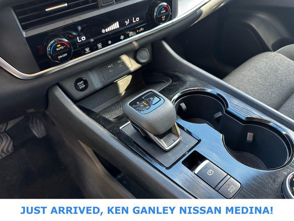used 2024 Nissan Rogue car, priced at $21,748