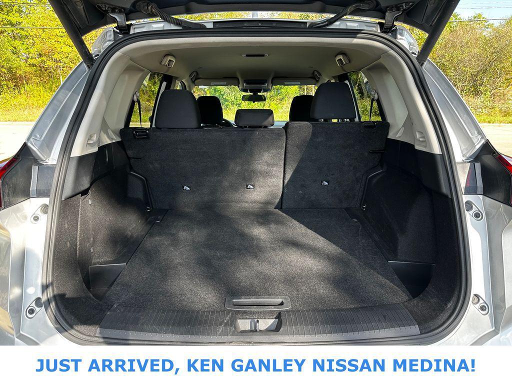 used 2024 Nissan Rogue car, priced at $21,748