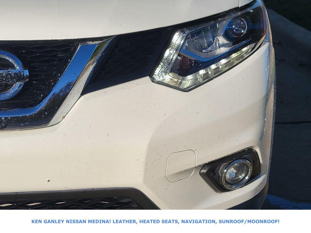 used 2016 Nissan Rogue car, priced at $15,433