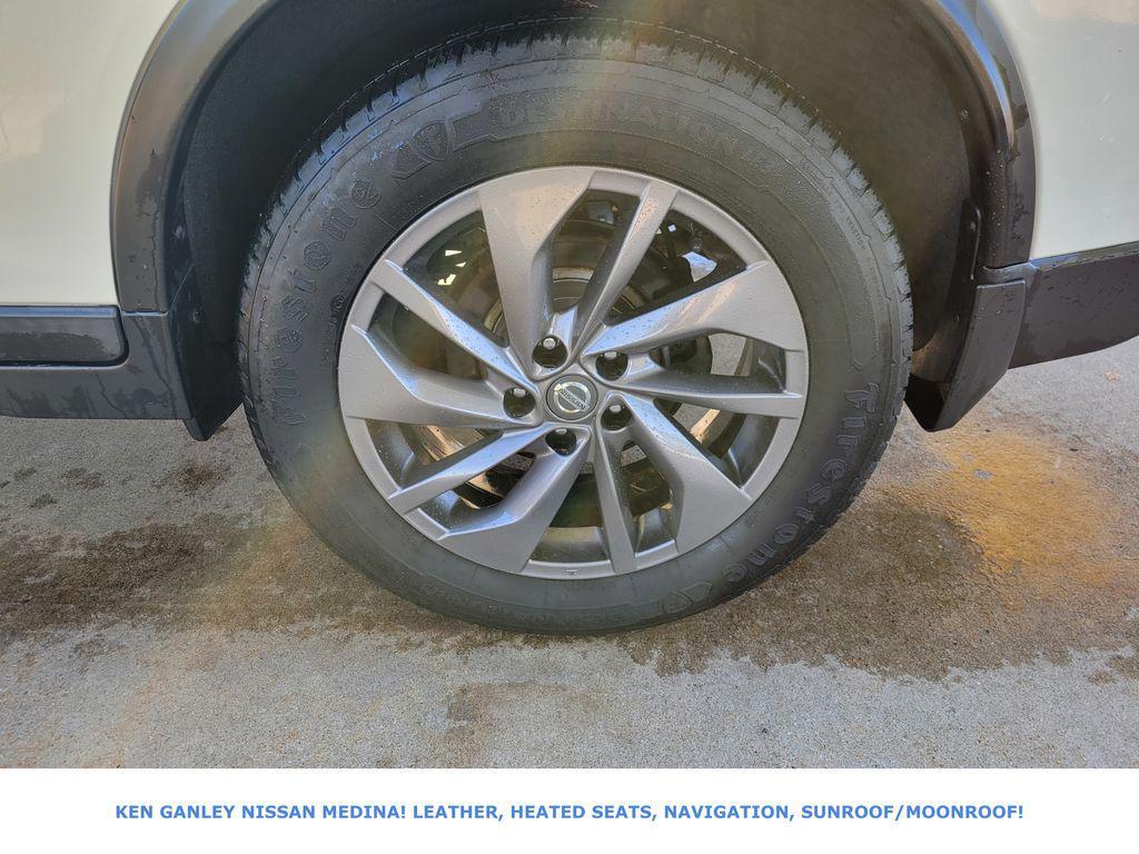 used 2016 Nissan Rogue car, priced at $15,433