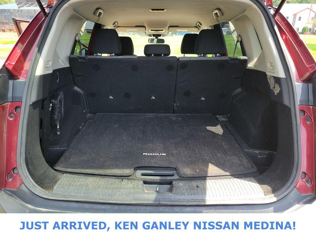 used 2021 Nissan Rogue car, priced at $19,776