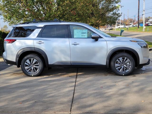 new 2024 Nissan Pathfinder car, priced at $42,210