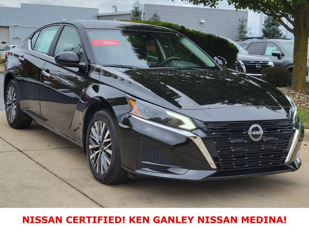used 2023 Nissan Altima car, priced at $22,998