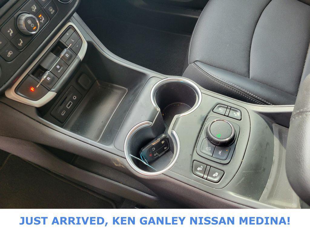 used 2022 GMC Terrain car, priced at $23,431