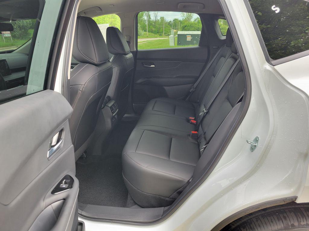 new 2025 Nissan Murano car, priced at $40,165