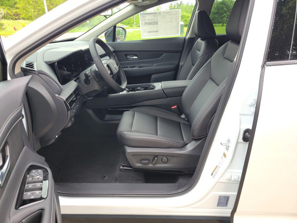 new 2025 Nissan Murano car, priced at $40,165