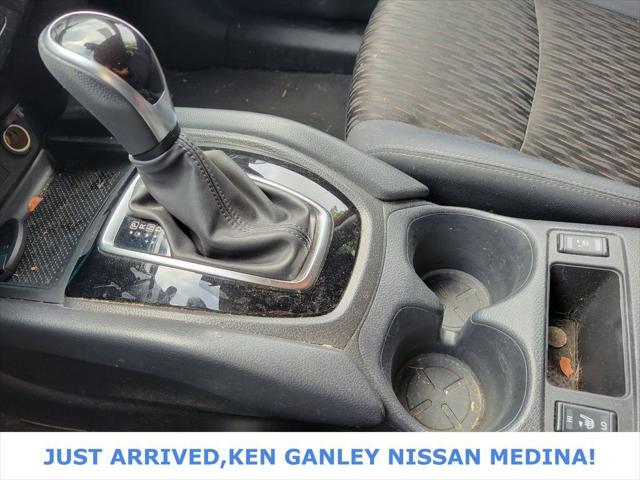 used 2019 Nissan Rogue car, priced at $18,670