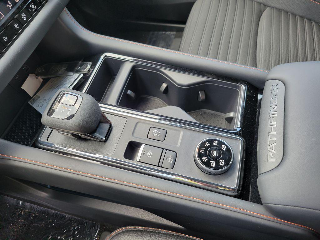 new 2025 Nissan Pathfinder car, priced at $46,610