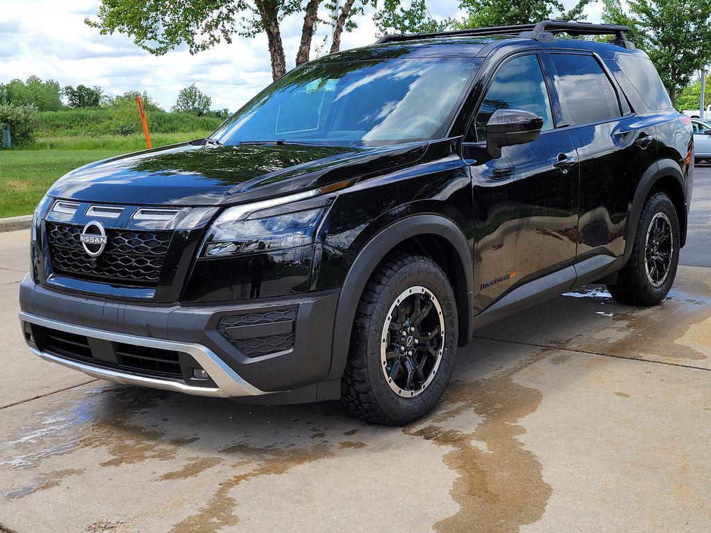 new 2025 Nissan Pathfinder car, priced at $46,610