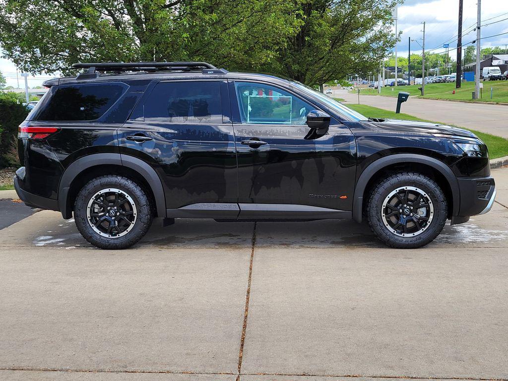 new 2025 Nissan Pathfinder car, priced at $46,610