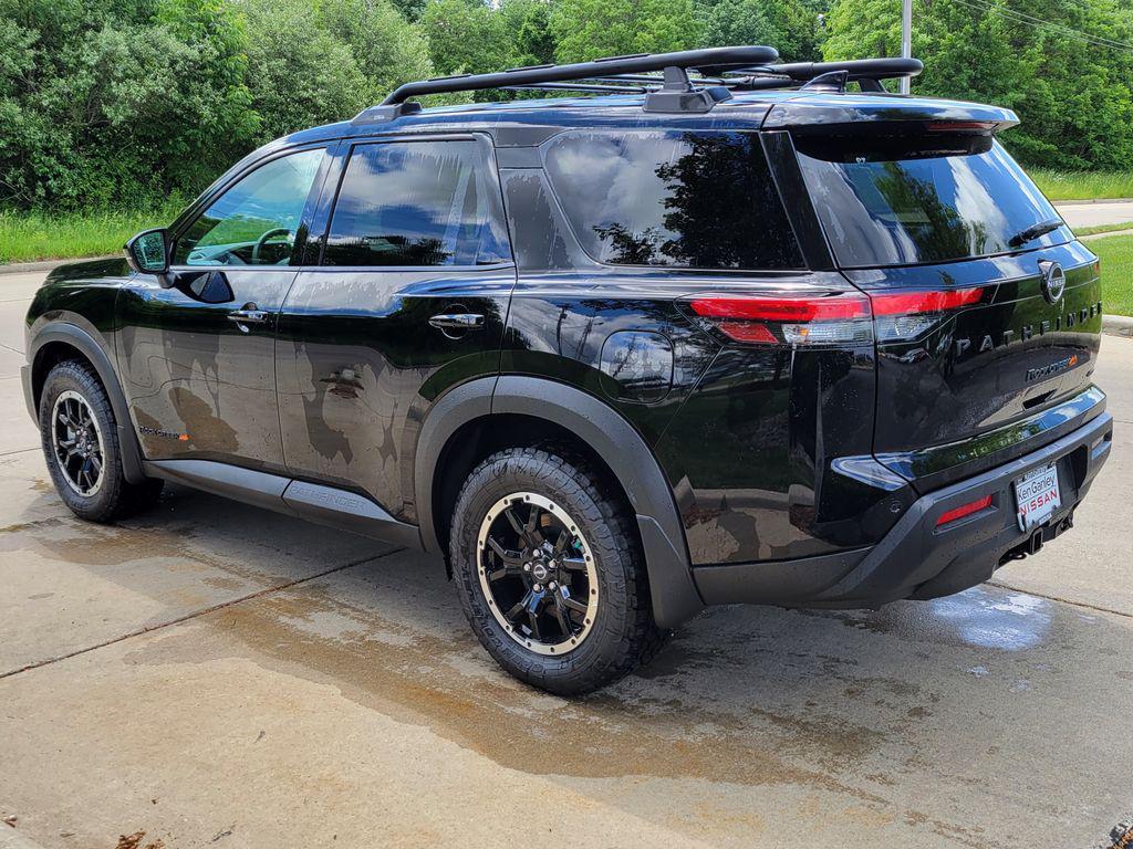 new 2025 Nissan Pathfinder car, priced at $46,610