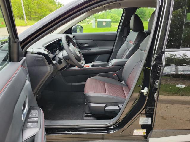 new 2025 Nissan Kicks car, priced at $29,605