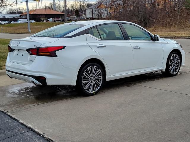 new 2025 Nissan Altima car, priced at $31,975