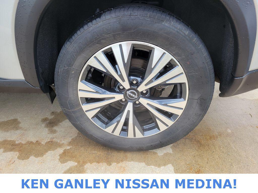 used 2023 Nissan Rogue car, priced at $20,998