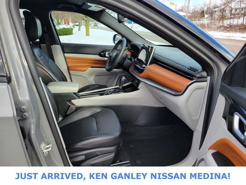 used 2023 Jeep Compass car, priced at $19,999