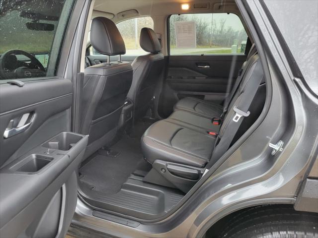 used 2023 Nissan Pathfinder car, priced at $34,889