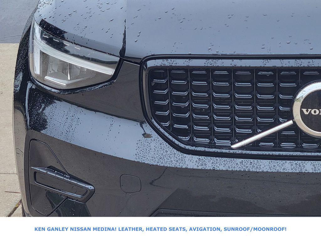 used 2024 Volvo XC40 car, priced at $25,291