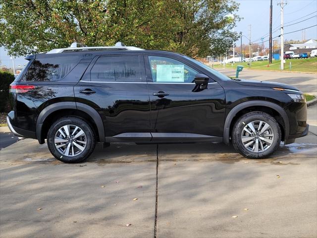 new 2024 Nissan Pathfinder car, priced at $45,900