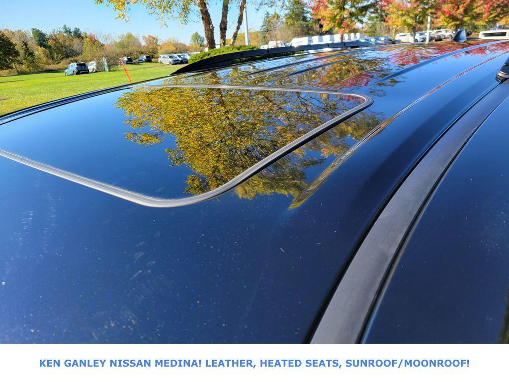 used 2024 Toyota Sienna car, priced at $39,474