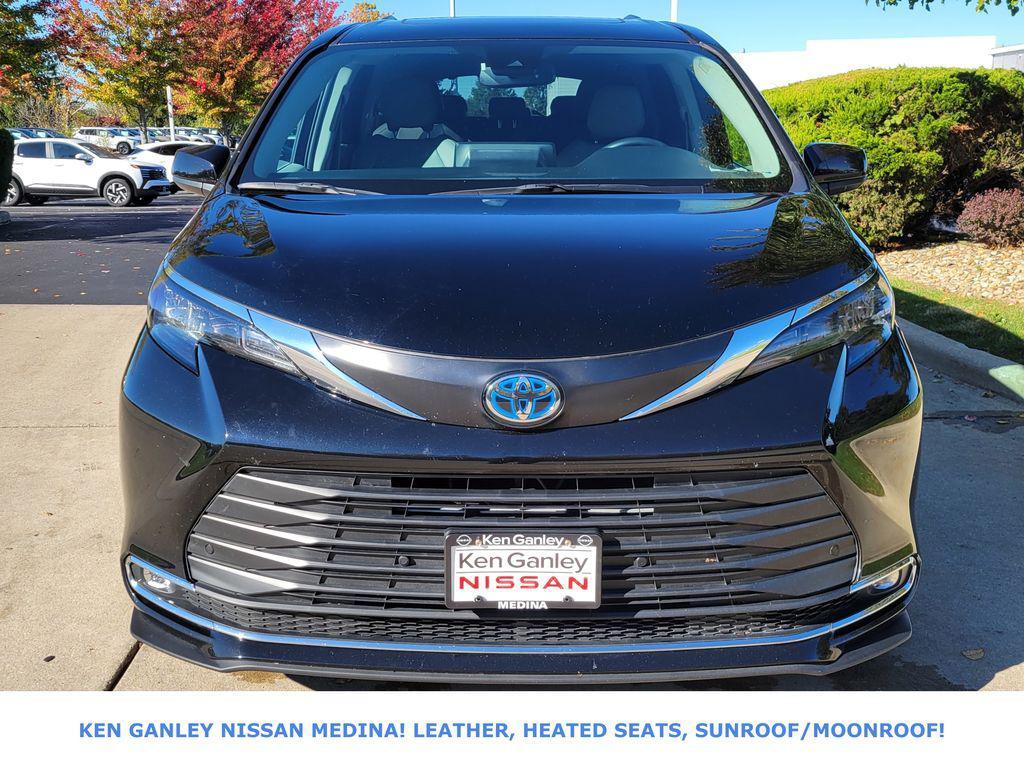 used 2024 Toyota Sienna car, priced at $39,474