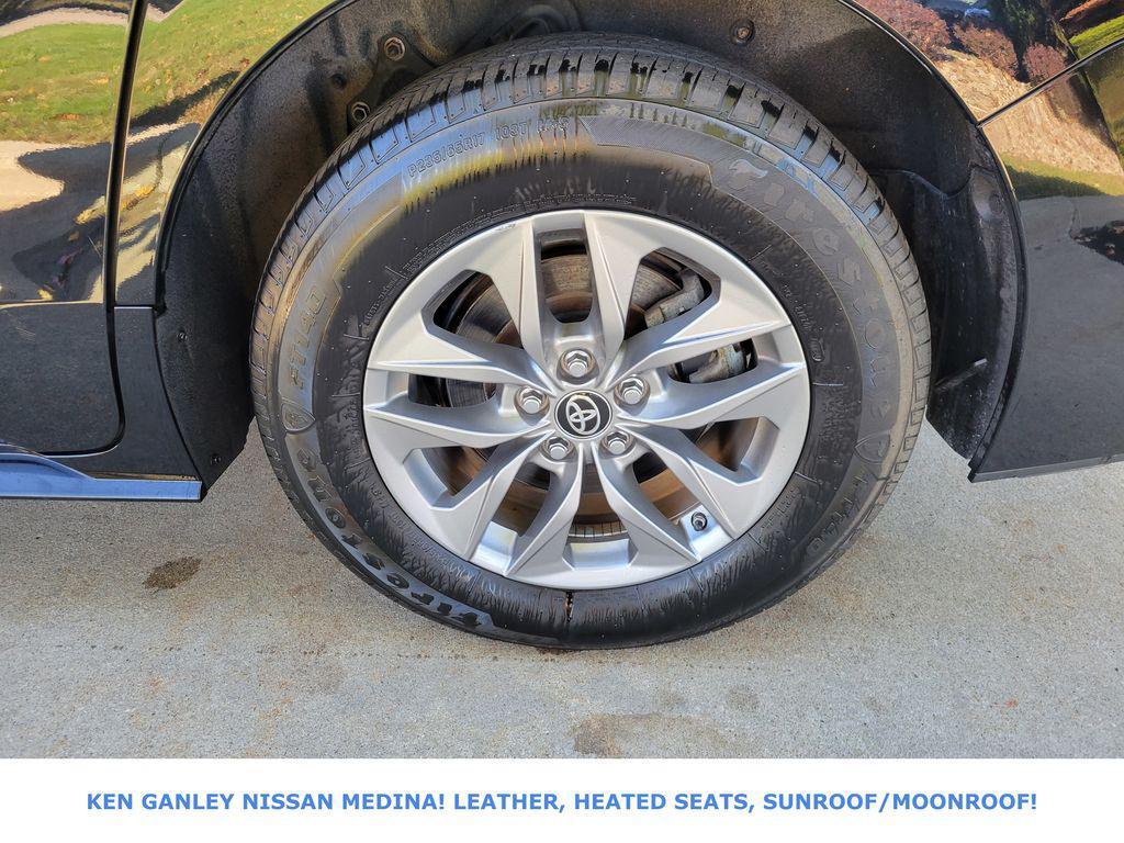 used 2024 Toyota Sienna car, priced at $39,474