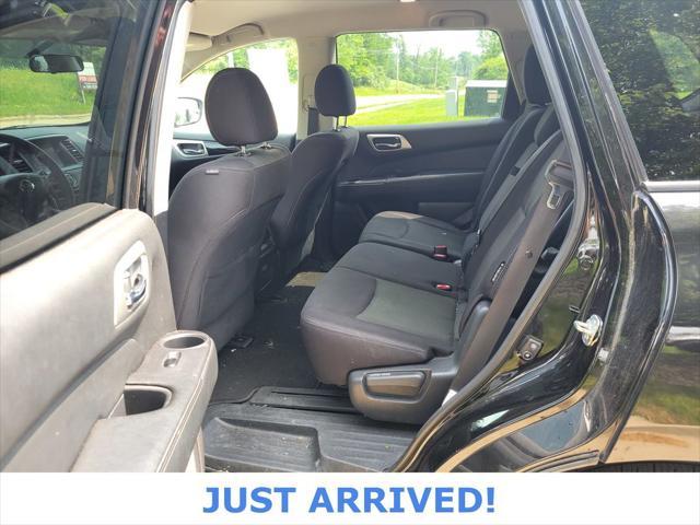 used 2019 Nissan Pathfinder car, priced at $15,999