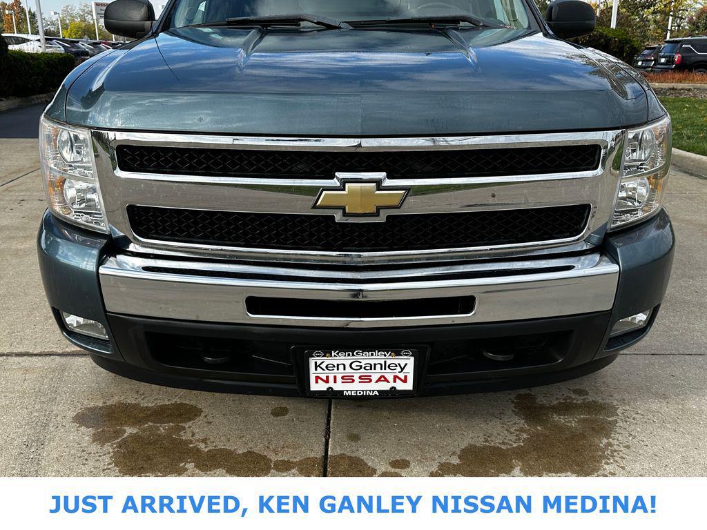 used 2011 Chevrolet Silverado 1500 car, priced at $12,998