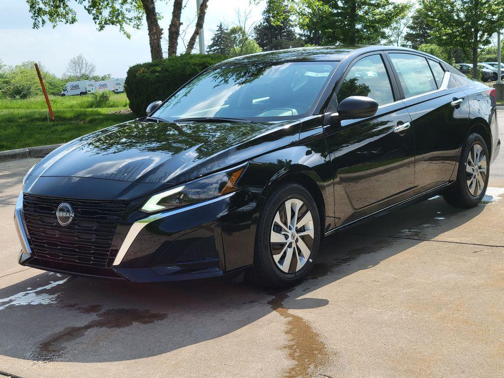 new 2025 Nissan Altima car, priced at $25,101