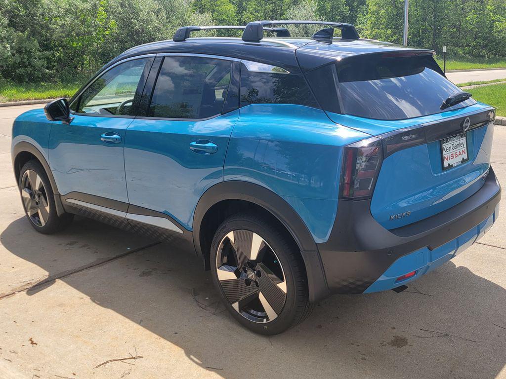 new 2025 Nissan Kicks car, priced at $31,205