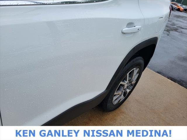 used 2022 GMC Acadia car, priced at $25,894