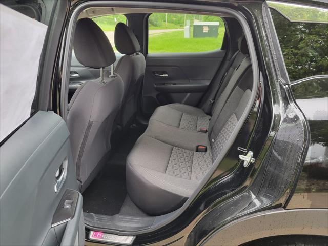 new 2025 Nissan Kicks car, priced at $29,865