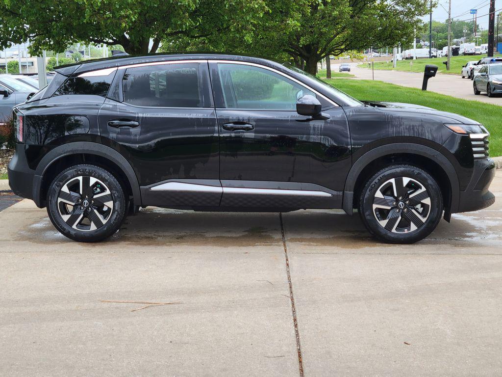 new 2025 Nissan Kicks car, priced at $29,365