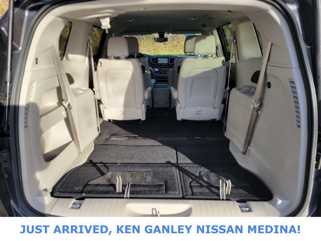 used 2019 Chrysler Pacifica car, priced at $14,828