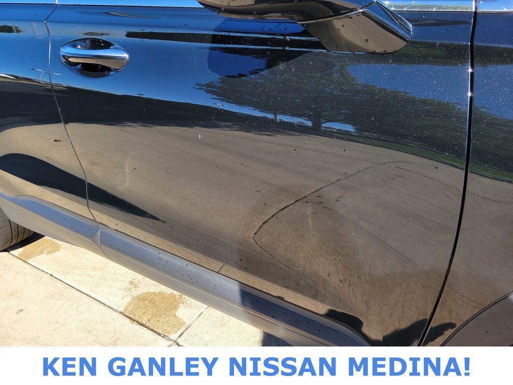 used 2023 Hyundai Santa Fe car, priced at $20,564