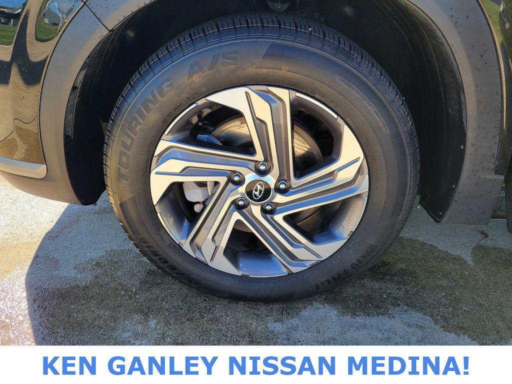 used 2023 Hyundai Santa Fe car, priced at $20,564