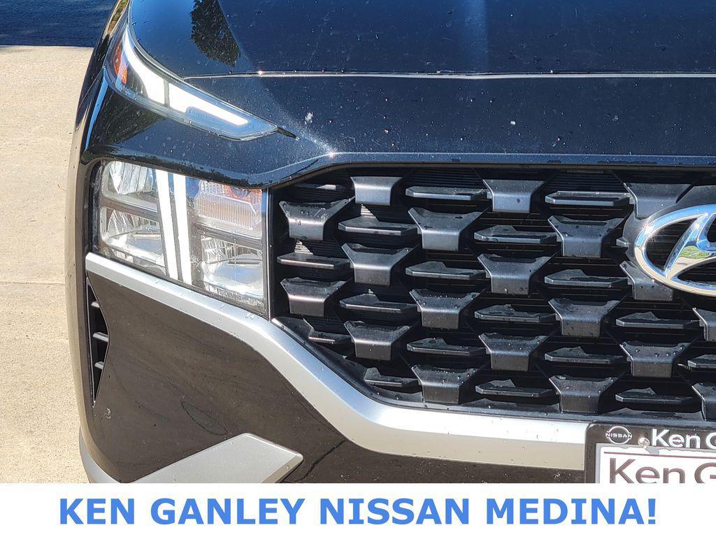 used 2023 Hyundai Santa Fe car, priced at $20,564