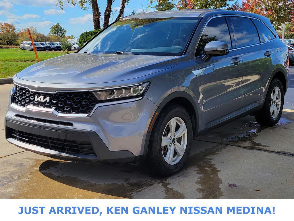 used 2022 Kia Sorento car, priced at $21,194